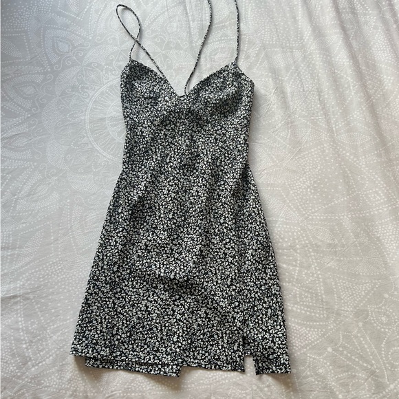 Urban Outfitters Dresses & Skirts - Urban Outfitters Kiss the Sky floral mini slip dress